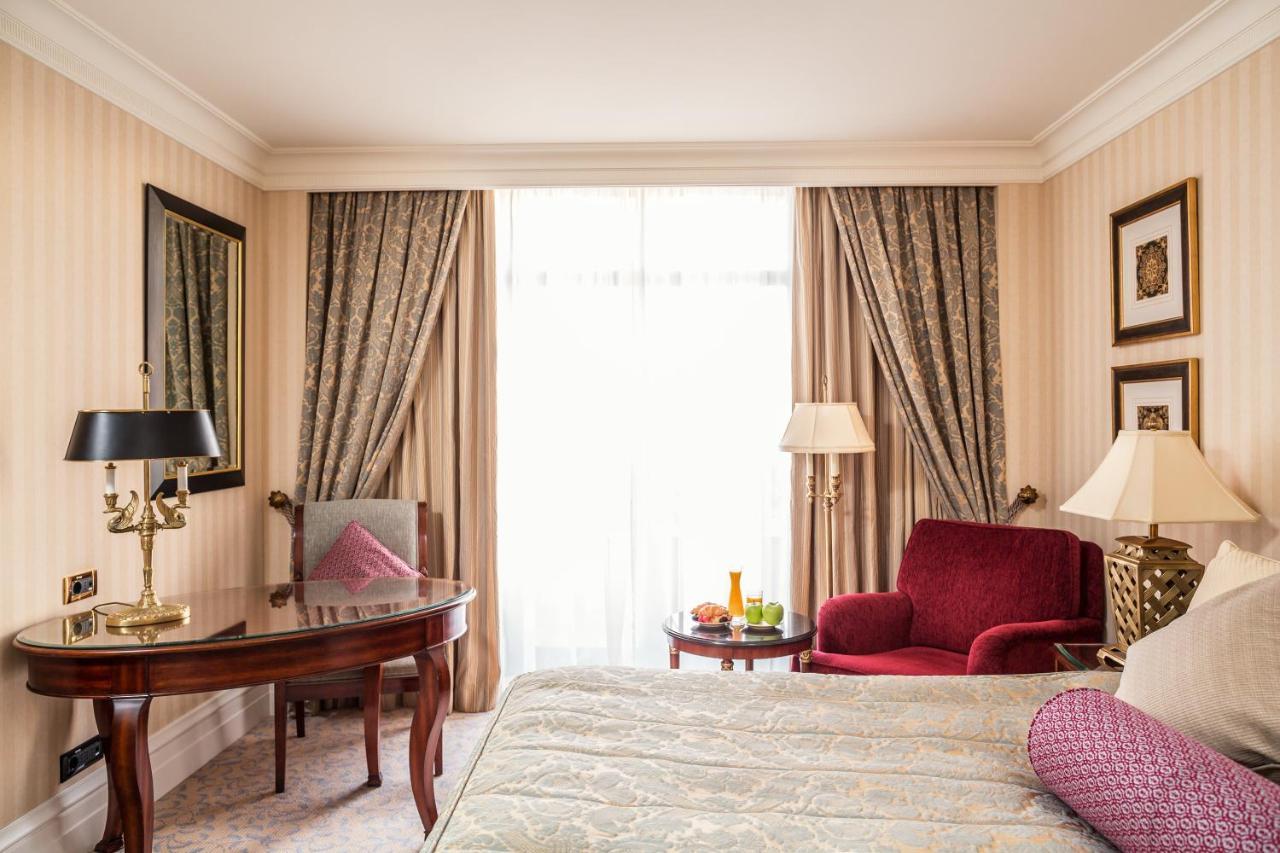 Intercontinental - Kyiv By Ihg Hotell Exteriör bild