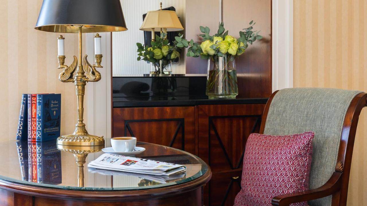 Intercontinental - Kyiv By Ihg Hotell Exteriör bild
