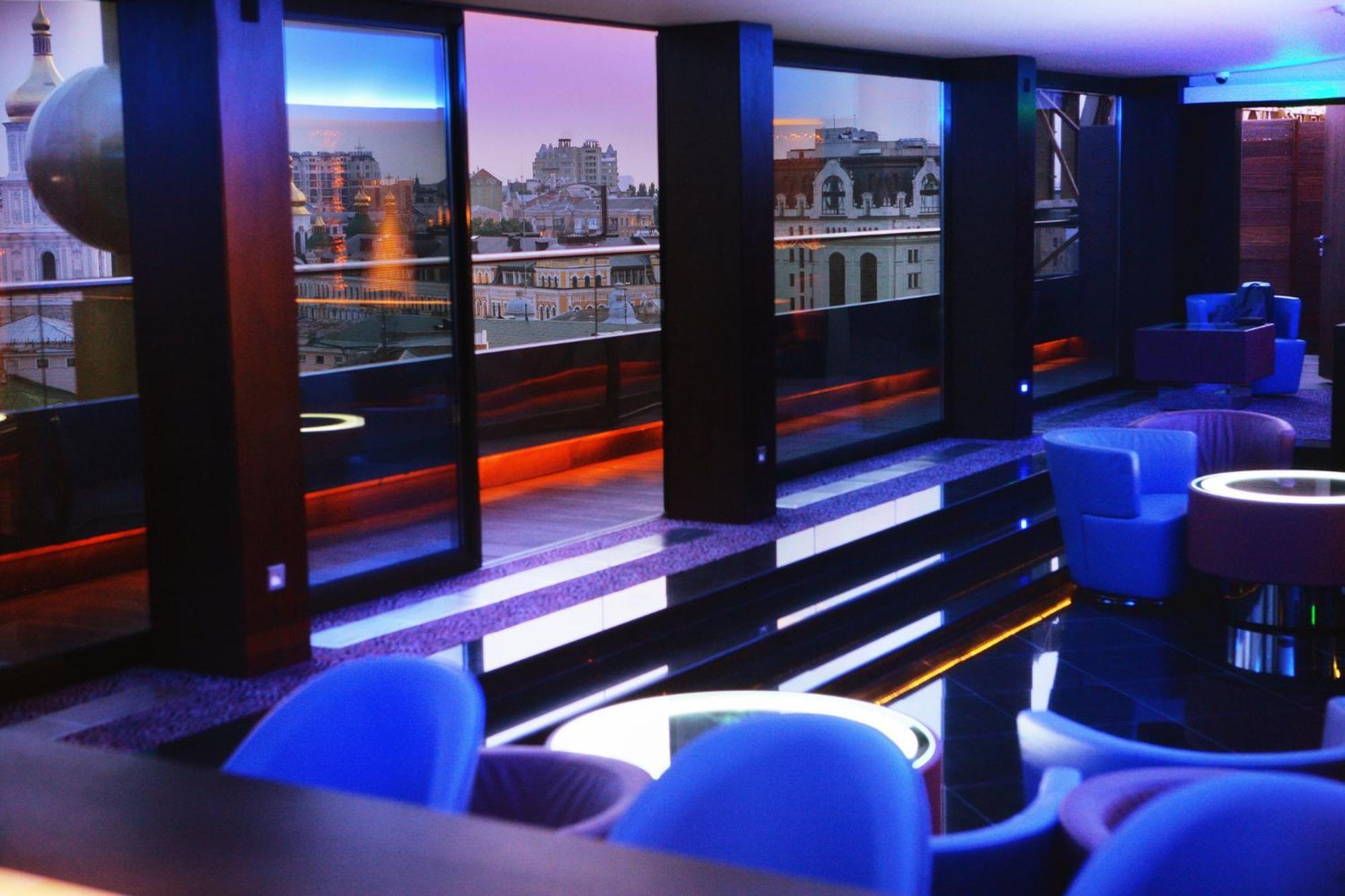 Intercontinental - Kyiv By Ihg Hotell Exteriör bild