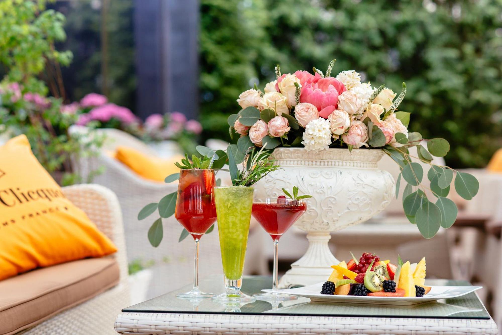 Intercontinental - Kyiv By Ihg Hotell Exteriör bild