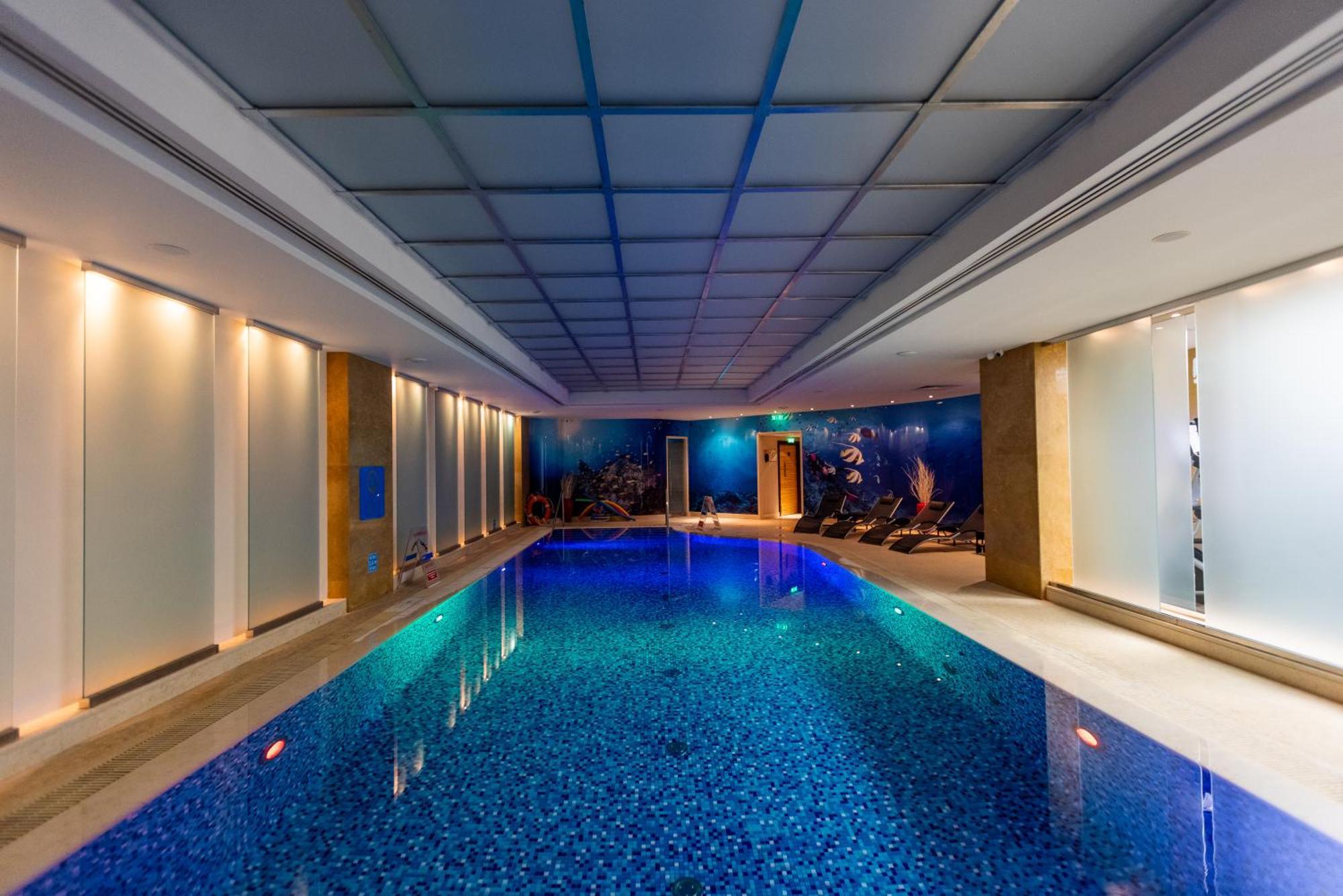 Intercontinental - Kyiv By Ihg Hotell Exteriör bild
