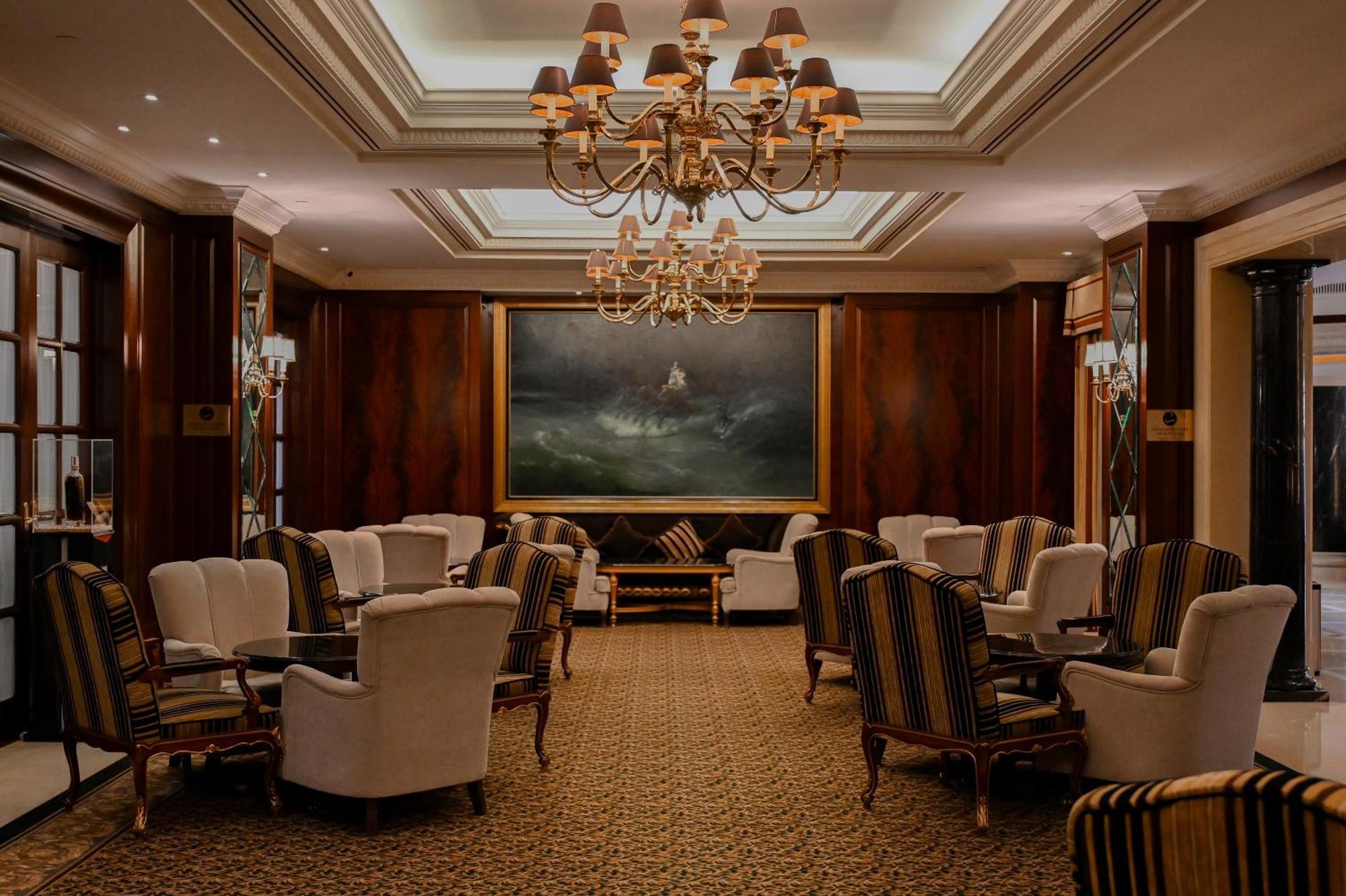 Intercontinental - Kyiv By Ihg Hotell Exteriör bild