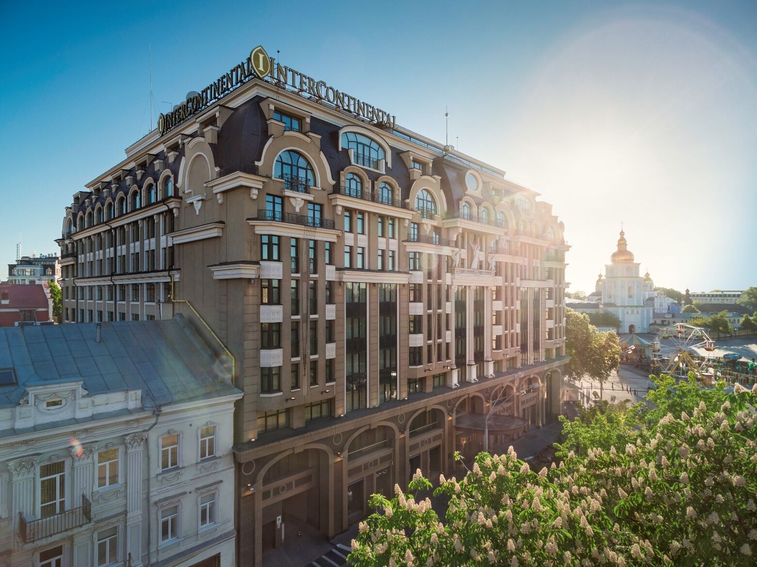 Intercontinental - Kyiv By Ihg Hotell Exteriör bild